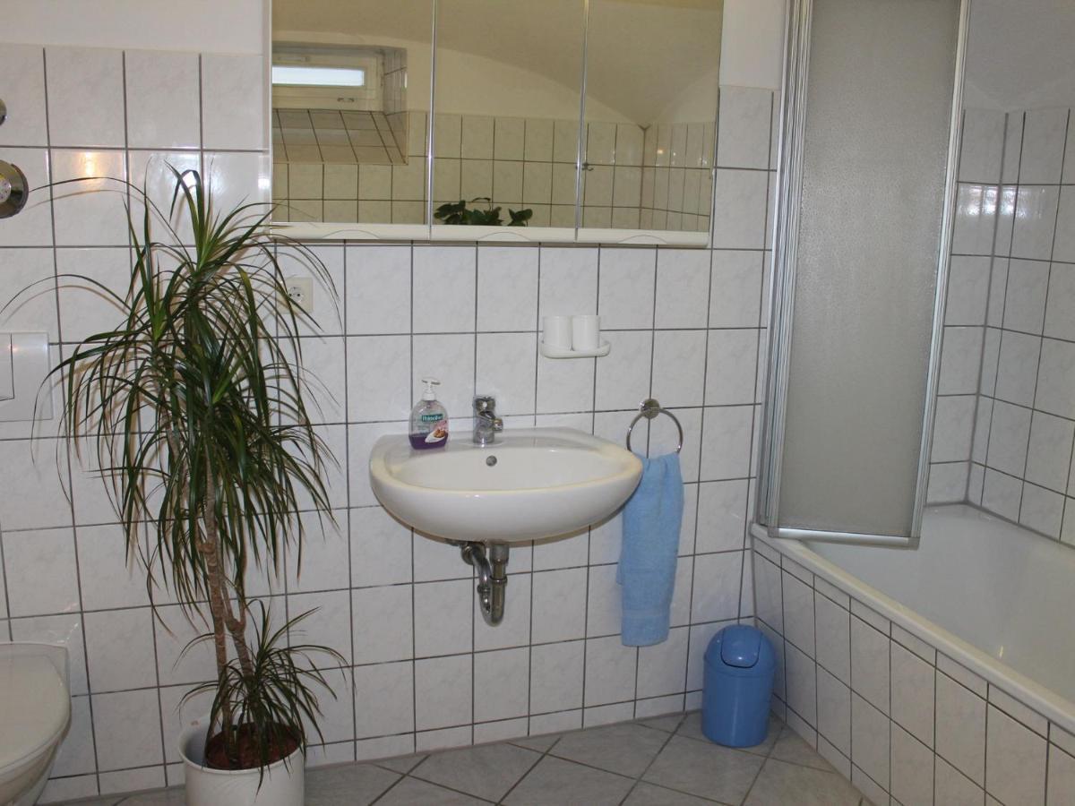 Comfy Apartment In Weissig With Garden Экстерьер фото